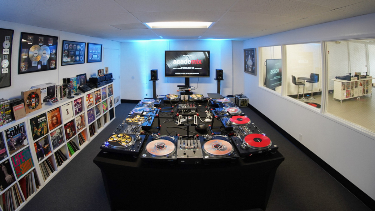 Academix BEAT Lab Hero