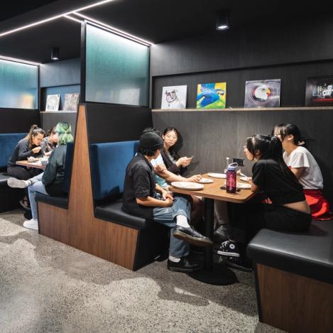 Serato employees having lunch at the office